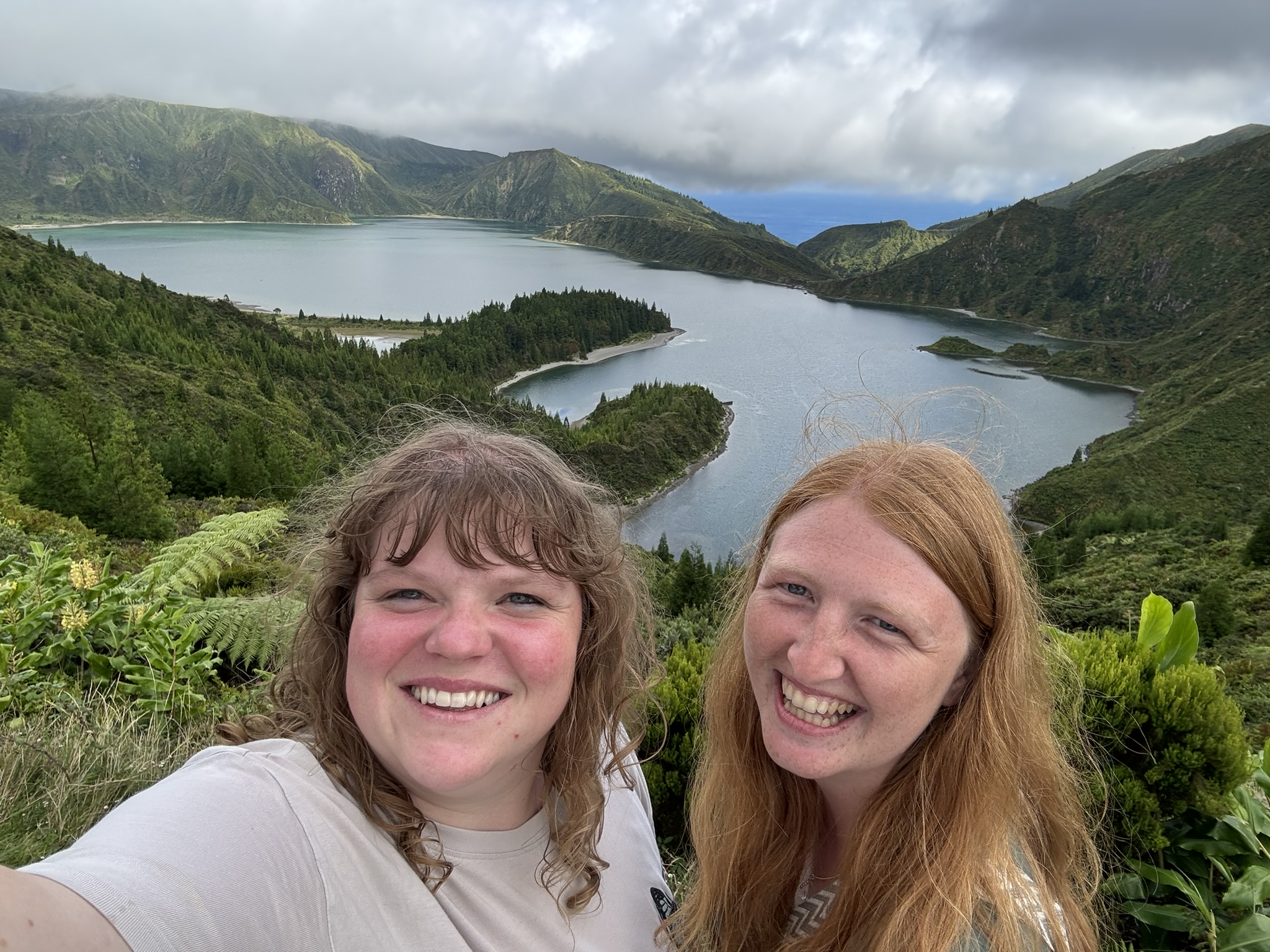 AZOREN TAG 5 (Keramikfabrik, Pferdezucht, Maracuja-Likörfabrik, Lago do Fogo „Feuersee“)