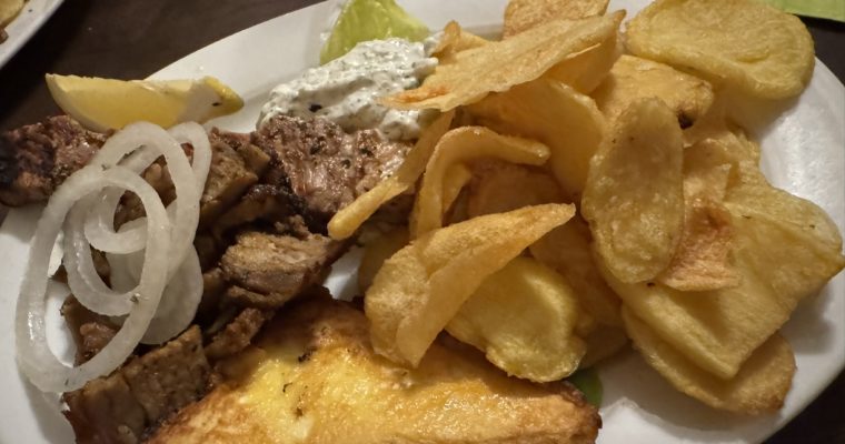 Satt bis unters Dach