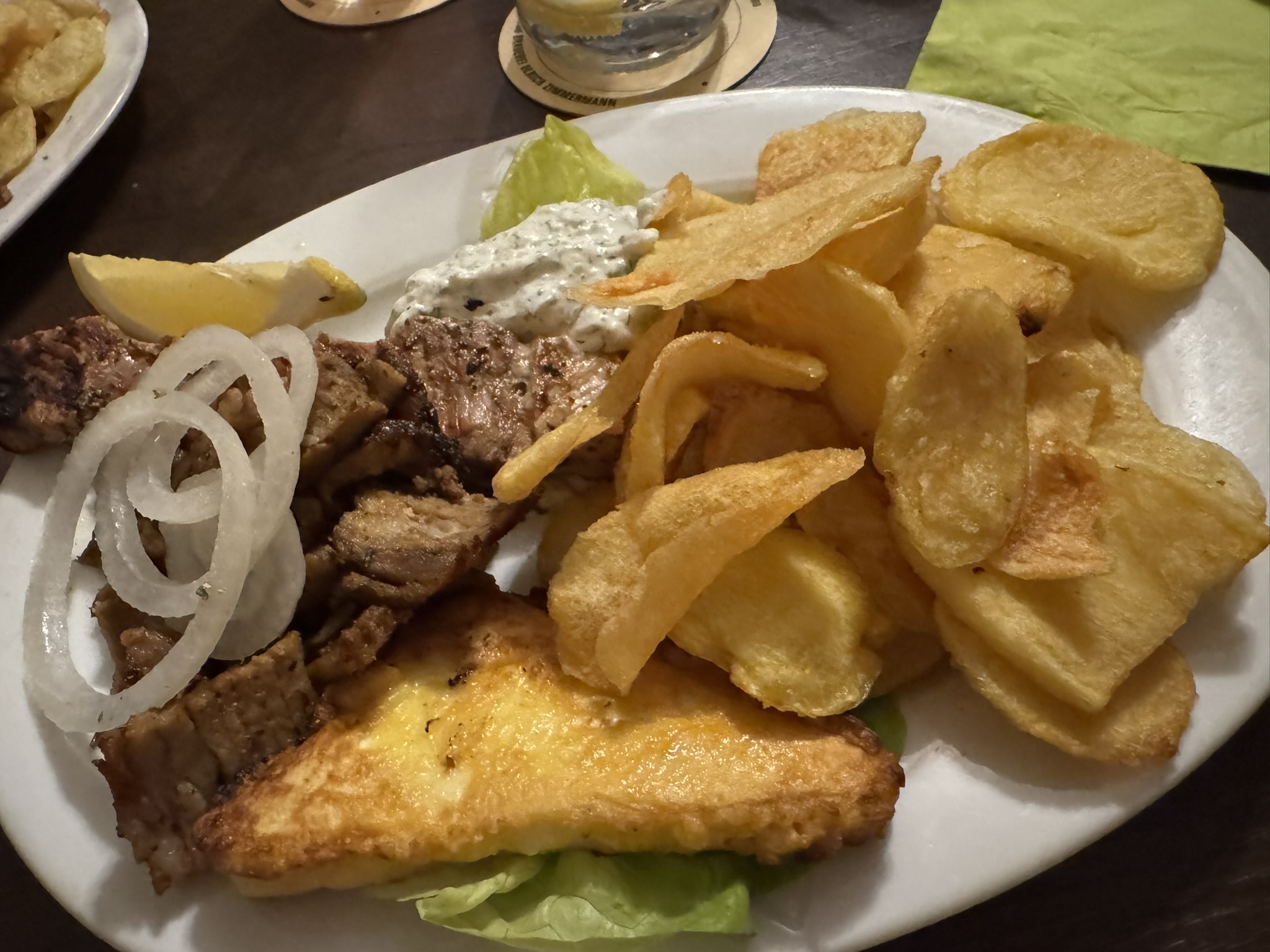 Satt bis unters Dach