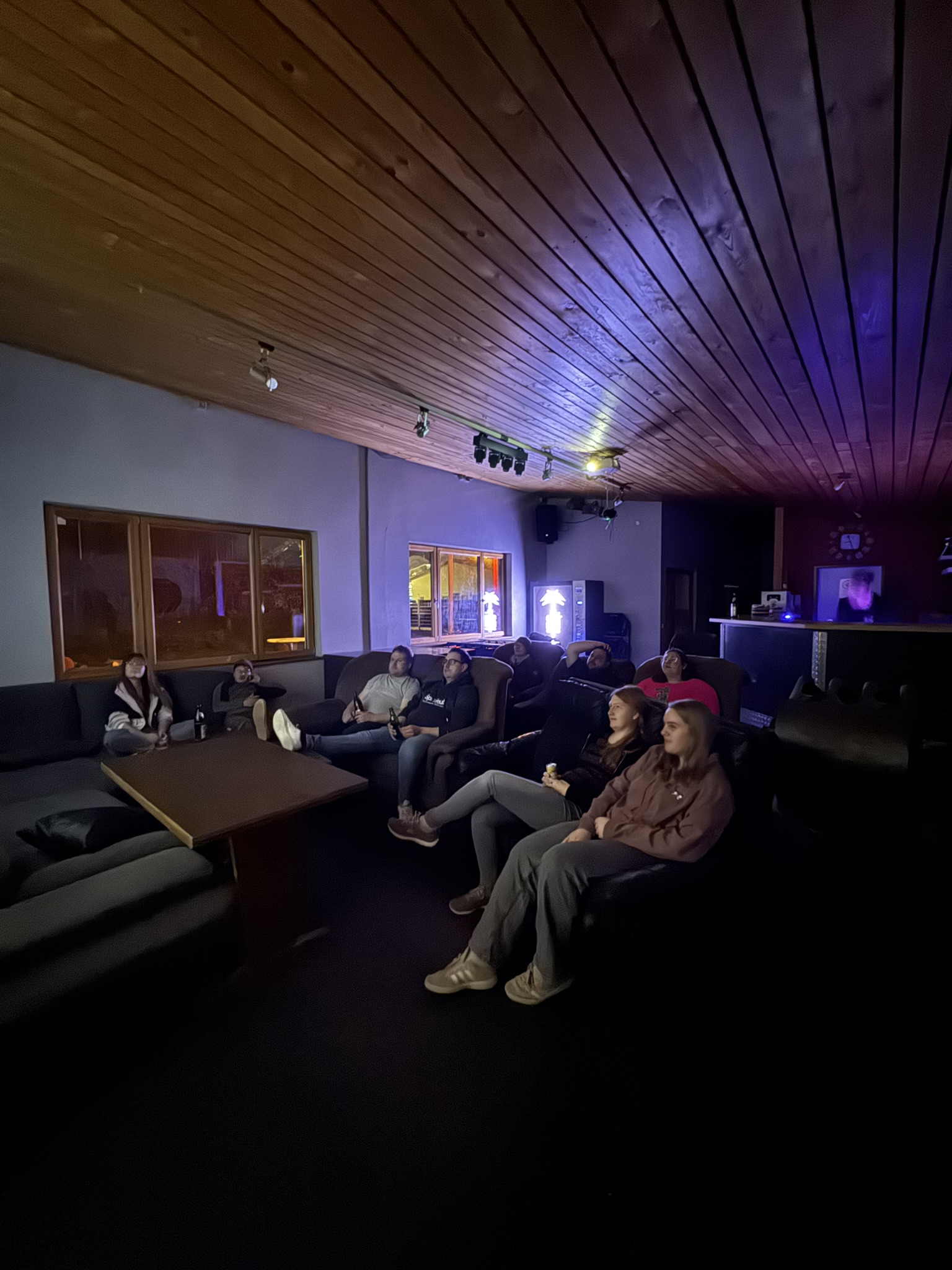 „Top, die Wette gilt!“ – Zeitreise im Häusle